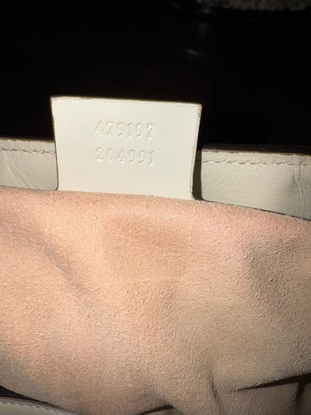 Medium Gucci GG Supreme Canvas Shoulder Bag with White Trim & Gold Hardware - Picture 9 of 11